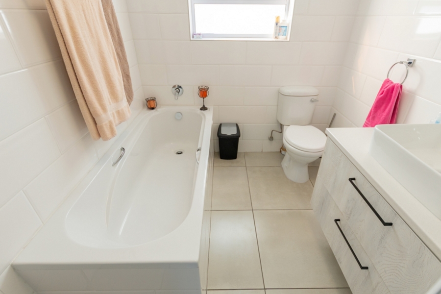 3 Bedroom Property for Sale in Port Owen Western Cape